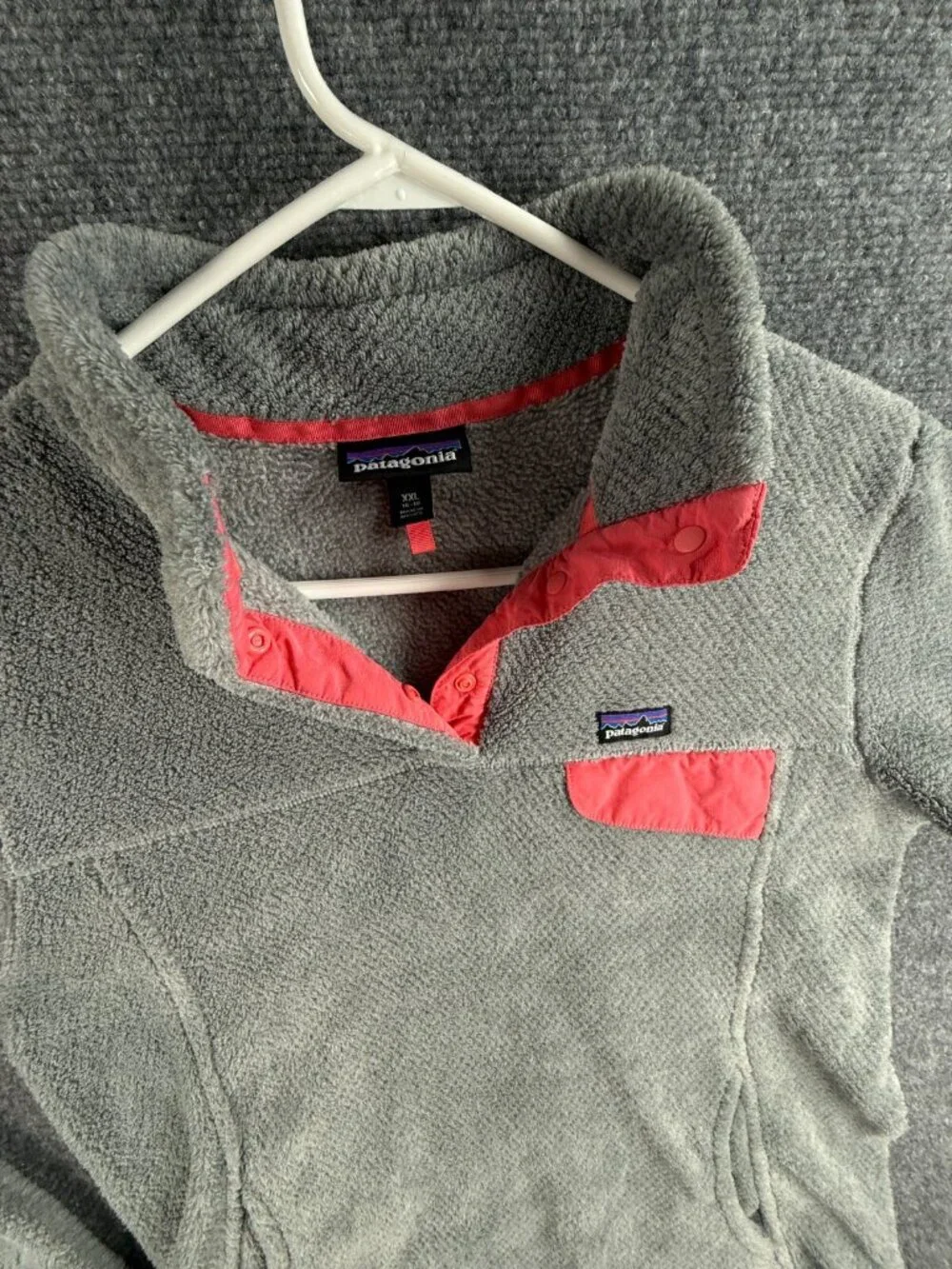 Patagonia Fleece Jacket Girls Youth Size 2XL 16-18 Gray Pink Fuzzy Soft Snap